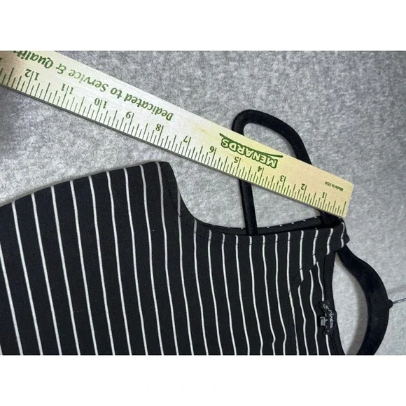 Shine Star Athletic Cropped Top Black & White Striped Womens Sz Large - Picture 3 of 6